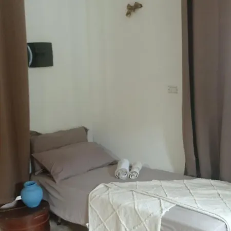 Albaluna Apartment *